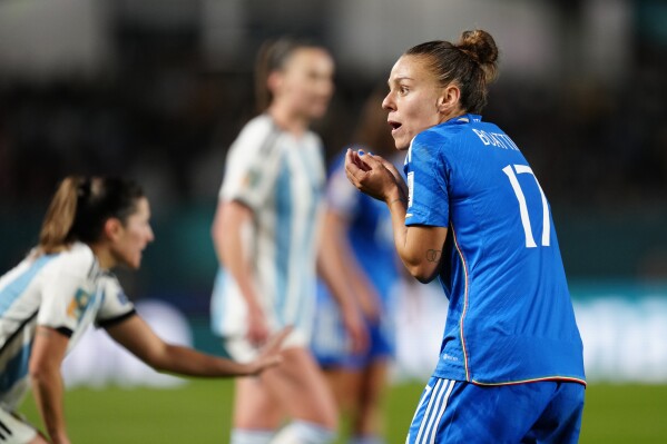 Italy's Lisa Boattin reacts agains a call by the referee during the Women's World Cup Group G soccer match between Italy and Argentina at Eden Park in Auckland, New Zealand, Monday, July 24, 2023. (AP Photo/Abbie Parr)
