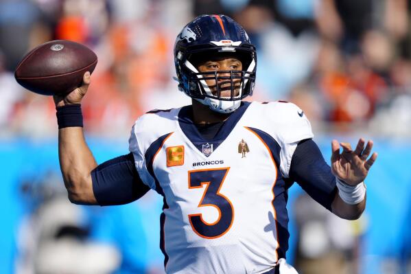 Russell Wilson injury update: Hamstring issue leaves Broncos QB's