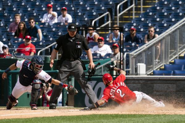 Reds beat Nats 3-0 after Washington wins suspended game 5-3