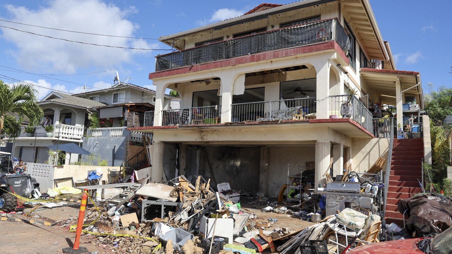 Fireworks explosion in Honolulu kills 3 people and injures at least 20 | AP News