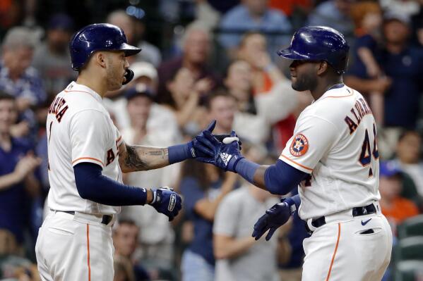 Dusty Baker Amazed By Yordan Alvarez Hitting Ability & Talks