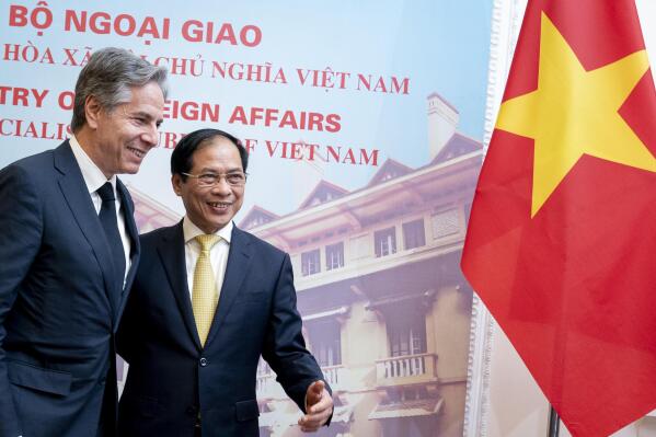 U.S. Secretary of State Antony Blinken, left, and Vietnam's Foreign Minister Bui Thanh Son meet at the Government Guest House in Hanoi, Vietnam, Saturday, April 15, 2023. (AP Photo/Andrew Harnik, Pool)