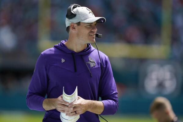 Photos: Vikings coach Kevin O'Connell