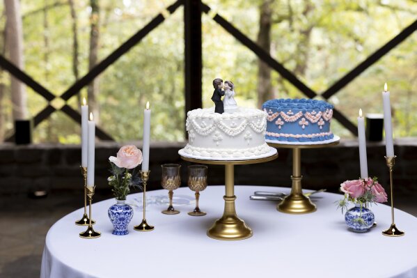 This Sept. 24, 2023, photo shows wedding cakes in Hot Springs, Ark. Wedding vendors and bridal couples of today have been impacted by U.S. tariffs on countries around the globe. (Madi McGraw Photography via AP).