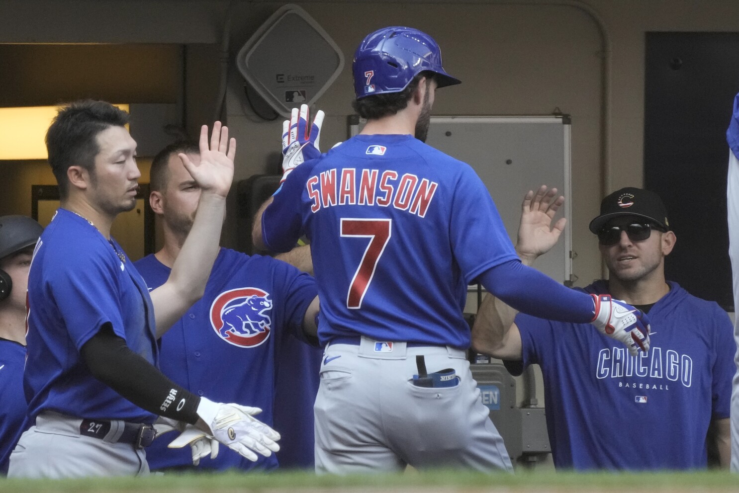 Dansby Swanson returns at a vital time for the Cubs - CHGO