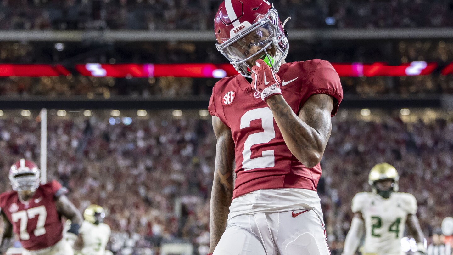 Alabama to Face Wisconsin in Historic Matchup