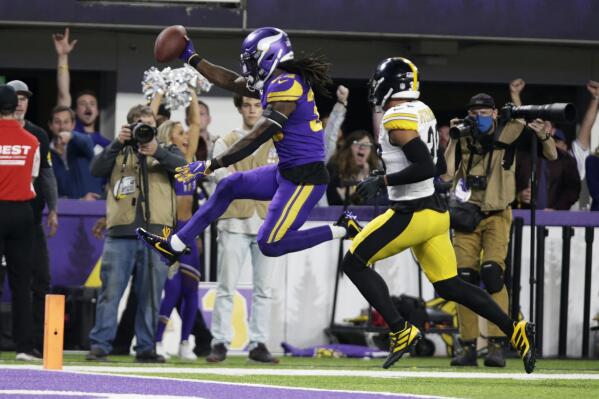 Vikings beat Steelers 36-28, deny last-play pass in end zone