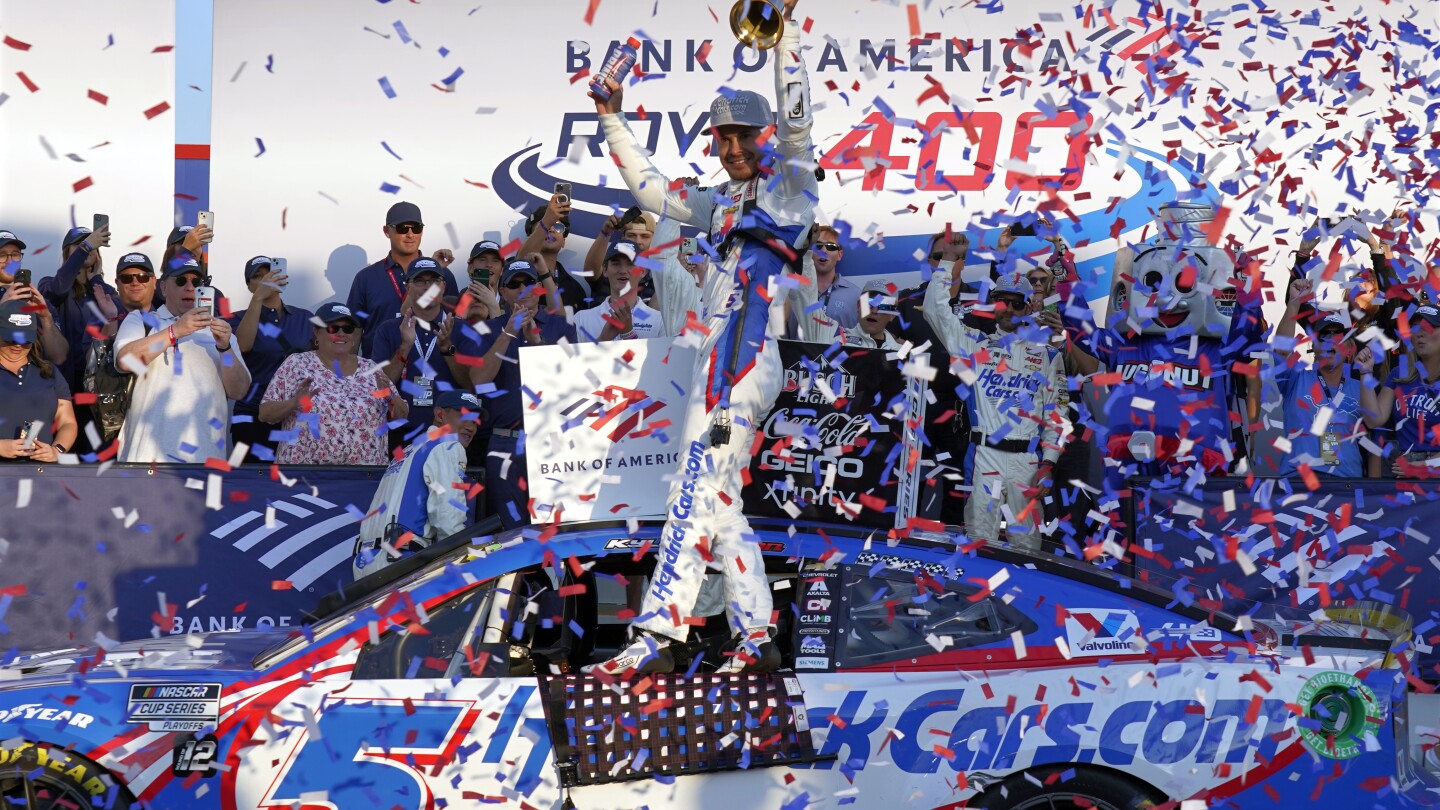 NASCAR Playoffs Begin at Las Vegas Motor Speedway