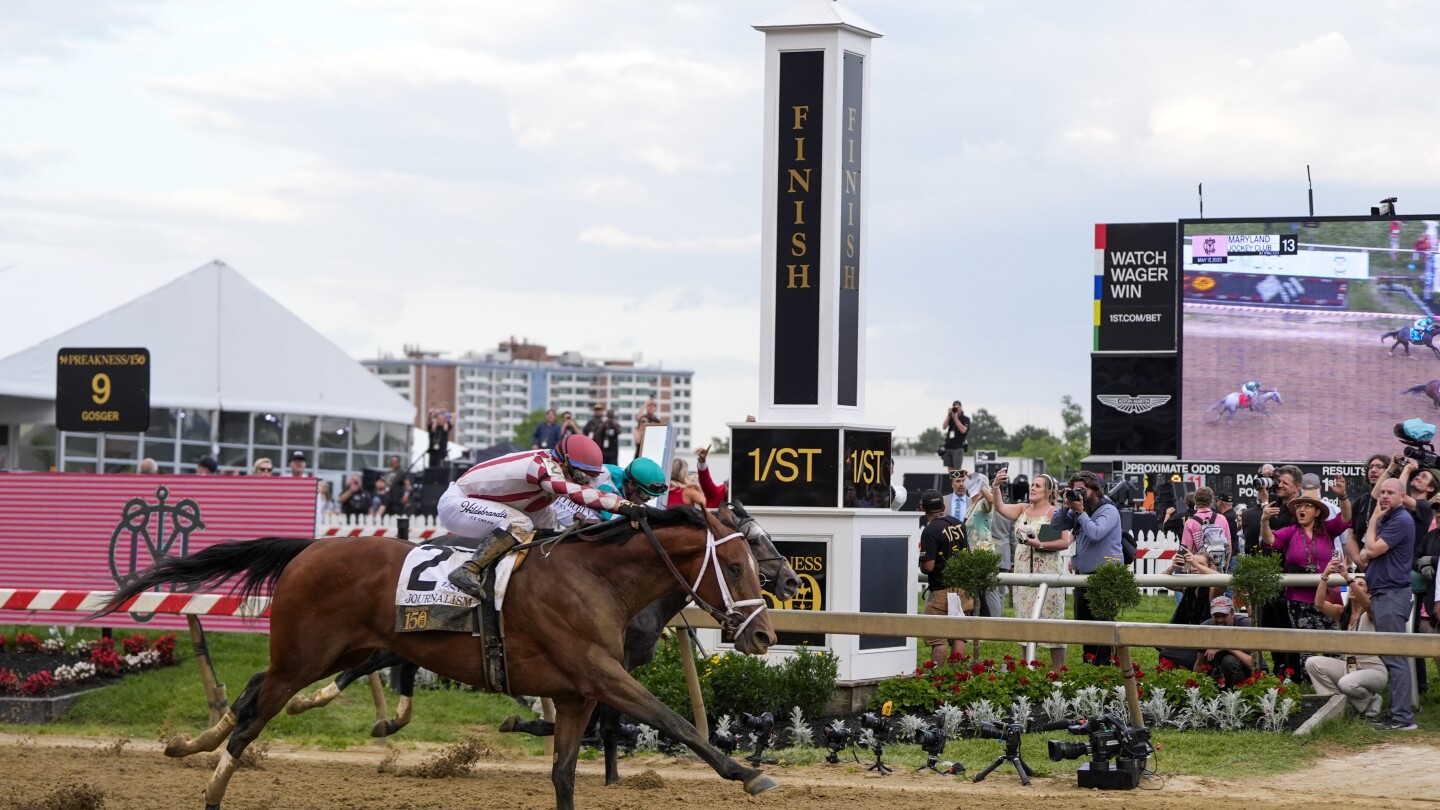 Journalism comes from behind to win the Preakness 2 weeks after finishing 2nd in the Kentucky Derby