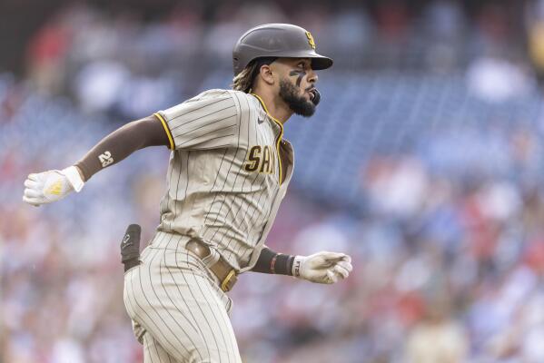 Brad Miller homers twice as Phillies have their longest winning streak  since 2012