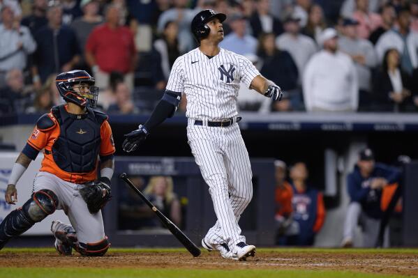 Yankees Secure Aaron Hicks With 7-Year, $70 Million Deal - The New York  Times