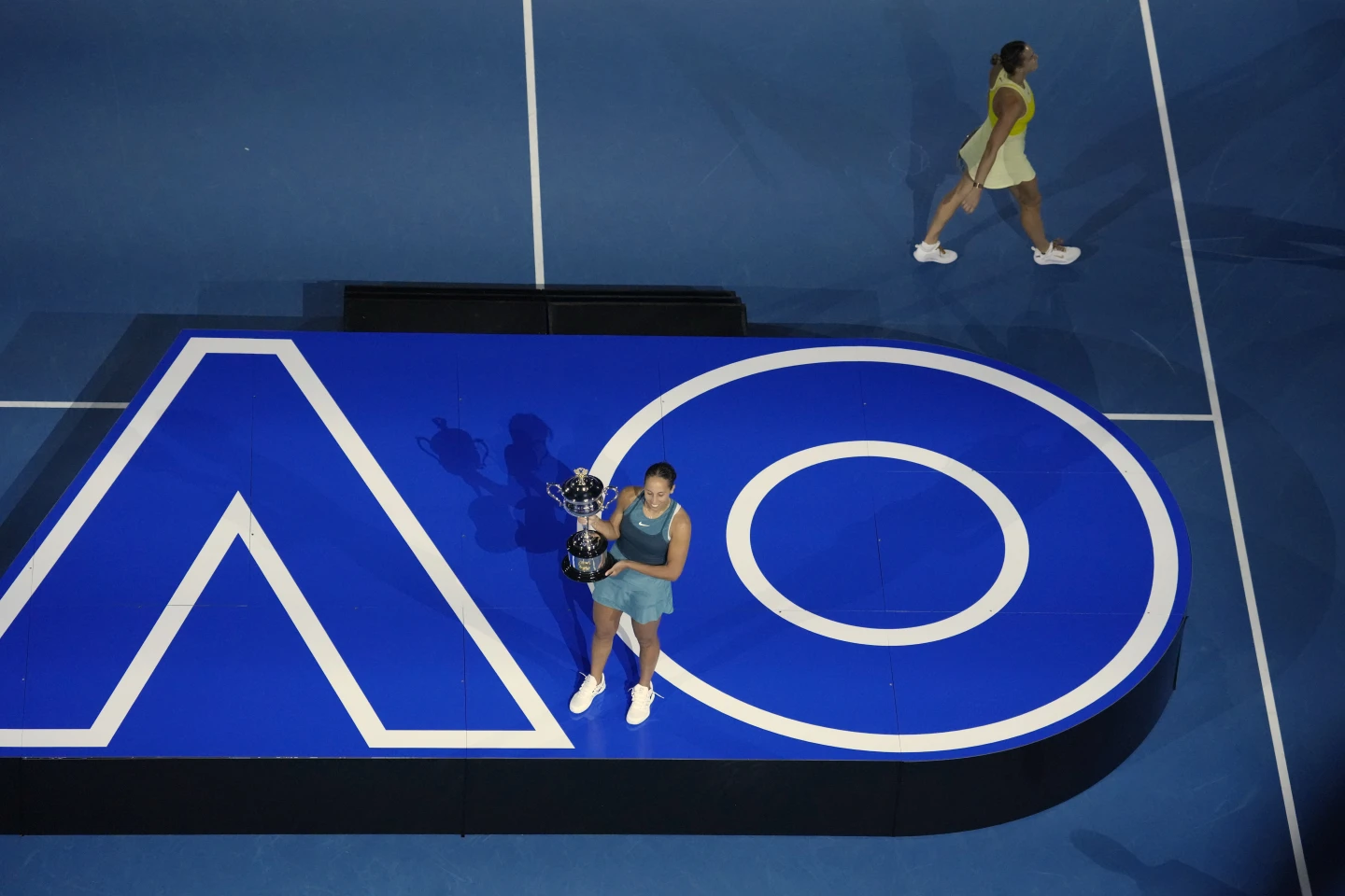 Madison Keys con la Daphne Akhurst Memorial Cup