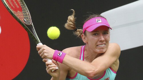 Russia's Ekaterina Alexandrova in action against USA's Coco Gauff during the women's singles round of 16 tennis match at the WTA tour in Berlin, Thursday, June 22, 2023. (Wolfgang Kumm/dpa via AP)