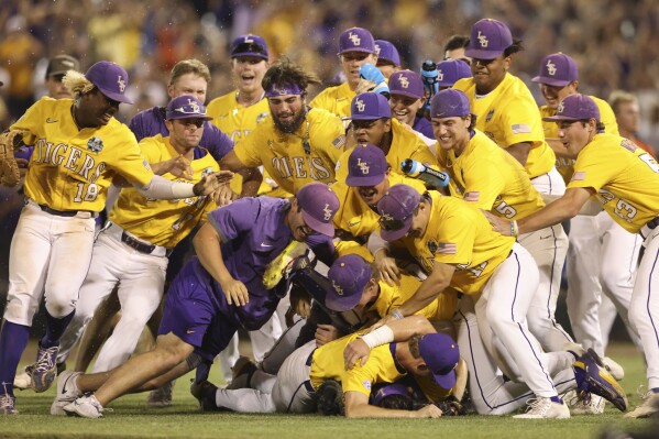 Jay Johnson made all the right moves to quickly build LSU into a national  champion again