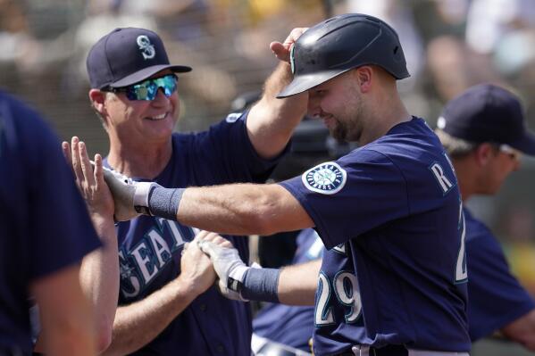 Mariners veteran Kyle Seager wants to play baseball in 2020, but