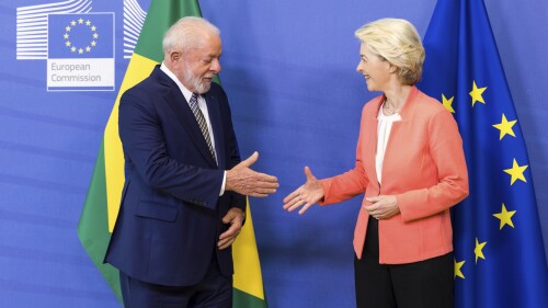 European Commission President Ursula von der Leyen, right, greets Brazilian President Luiz Inácio Lula da Silva before a meeting at EU headquarters in Brussels, Monday, July 17, 2023. (AP Photo/Geert Vanden Wijngaert)
