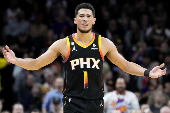 Which players who have played for the Phoenix Suns and hit a game