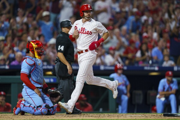 Bryce Harper hits 300th homer, going deep against the Los Angeles