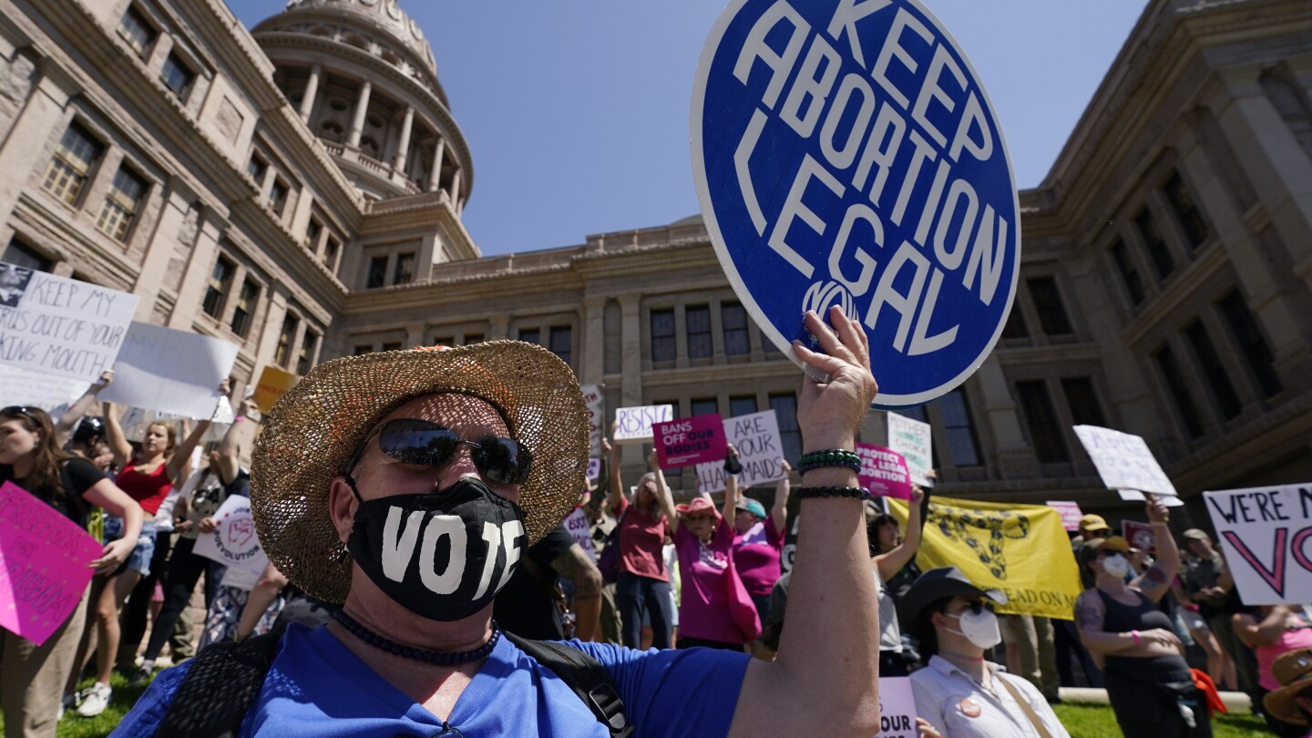 Texas Supreme Court pauses lower court’s order allowing pregnant woman to have an abortion