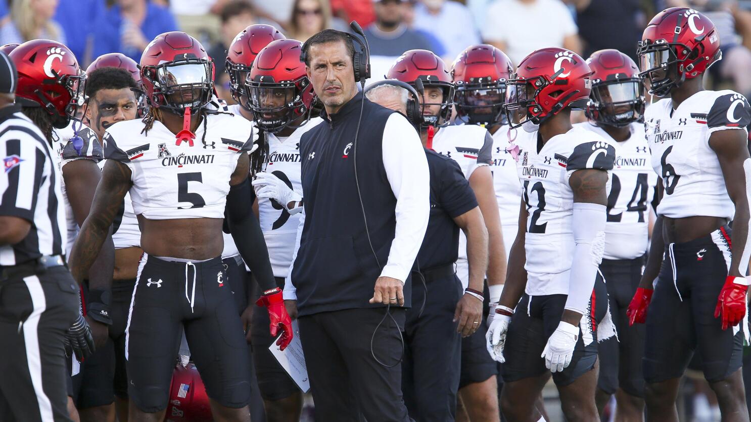 Cincinnati Bearcats football moves up to No. 20 in latest AP Top