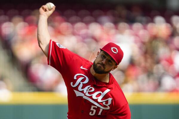 Vosler, Friedl homer to support Ashcraft in Reds' victory