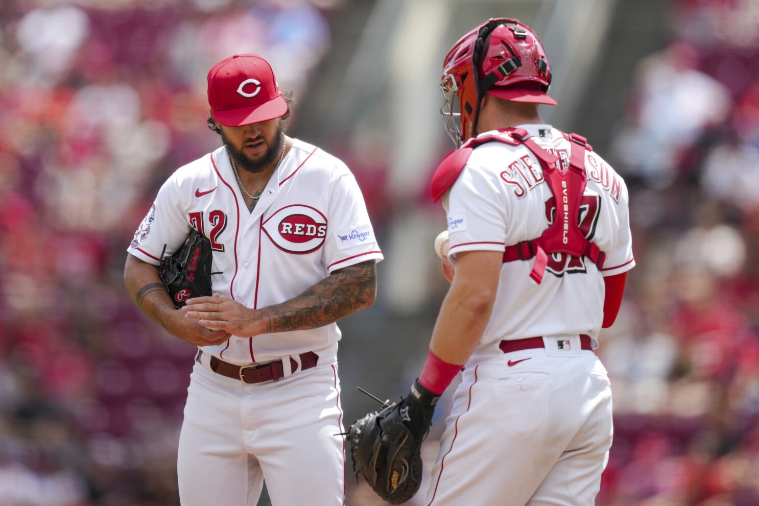 Reds rookie pitcher first in last 50 years to allow homers on first 2  career pitches