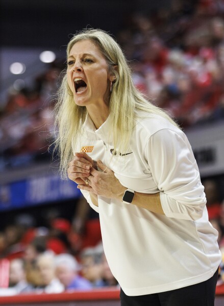 Tennessee fires Lady Vols coach Kellie Harper after 5 seasons | AP News