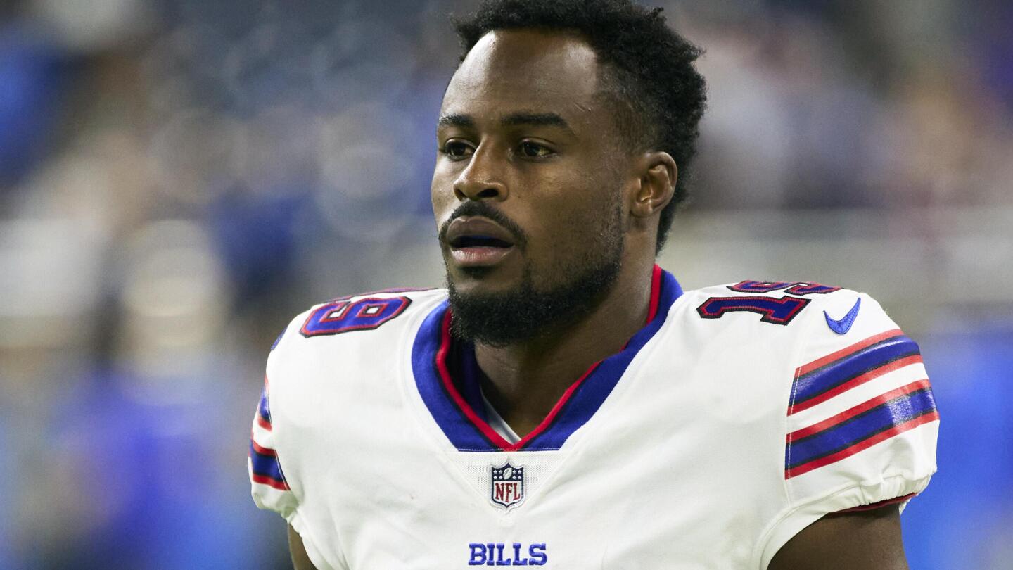 Beasley among 4 Bills players taken off reserve/COVID list