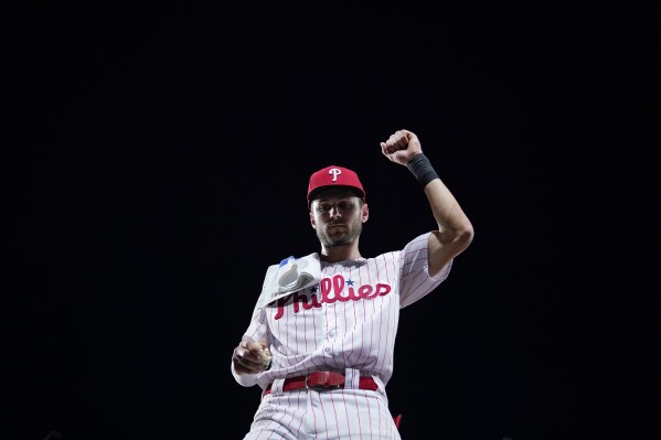 Trea Turner thanks Phillies fans for support on billboards
