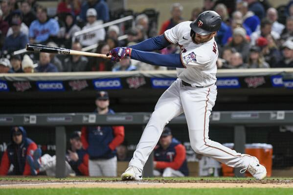 Gordon's slam, 6 RBIs lead Twins to 10-5 win over Red Sox