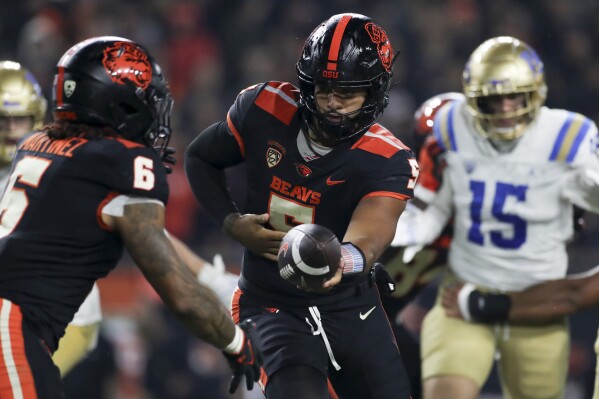 Swagger Check: Arizona State's Uniforms vs. UCLA - Arizona State