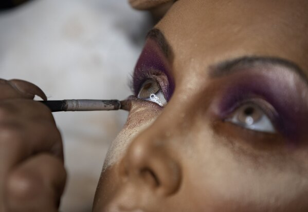Brazilian transgender dancer shatters Carnival parade taboo - The San Diego  Union-Tribune