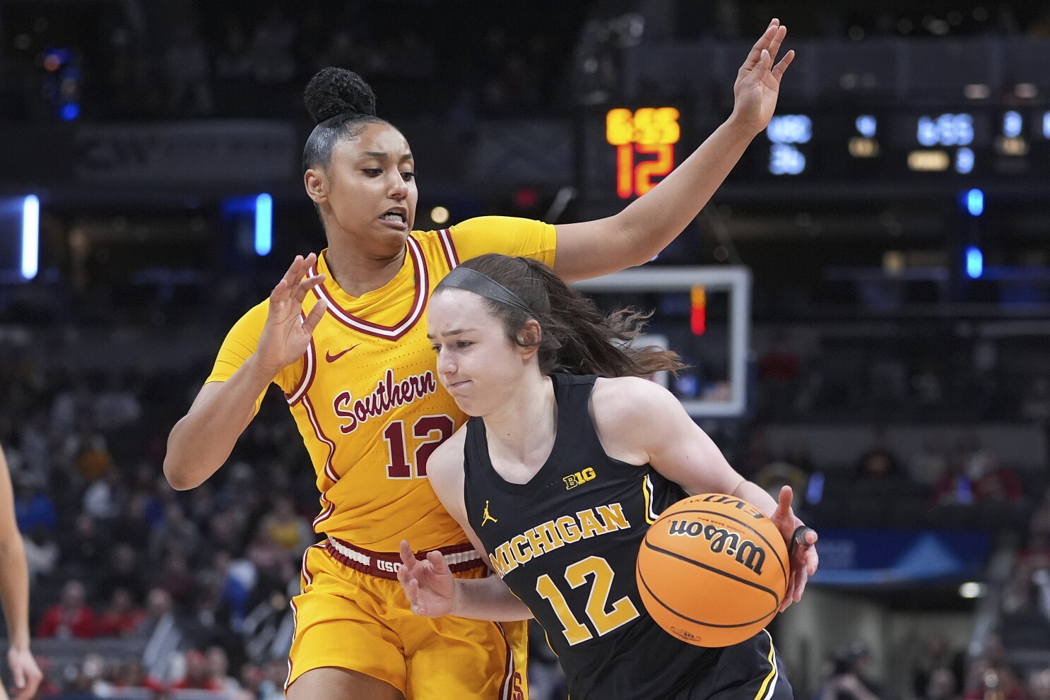 USC star JuJu Watkins injured in March Madness win | AP News