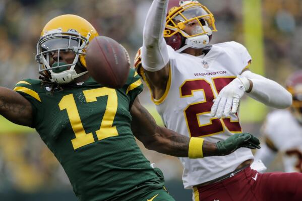 Green Bay Packers place Davante Adams on reserve/COVID-19 list