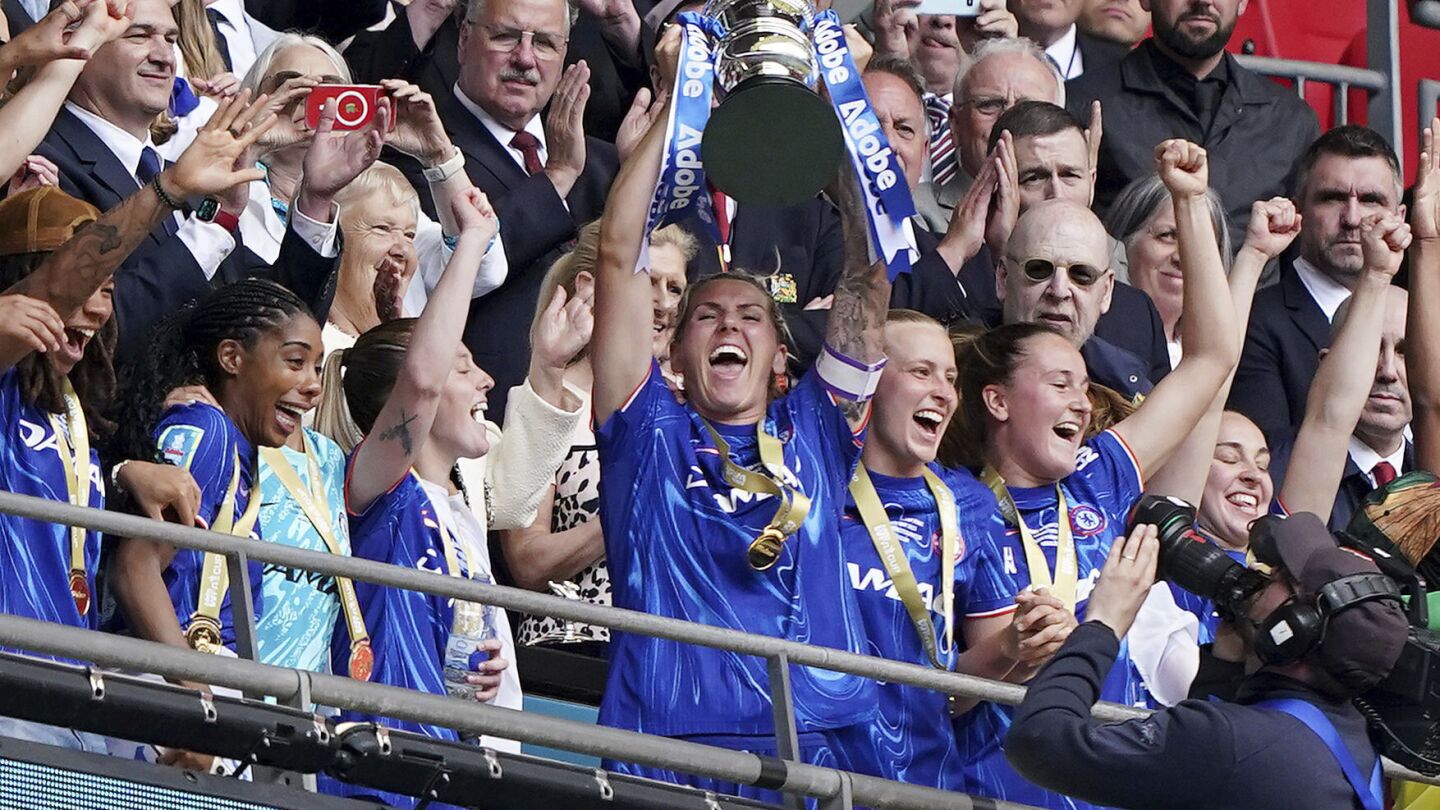 In front of Serena, Chelsea wins Women's FA Cup at Wembley to clinch domestic treble