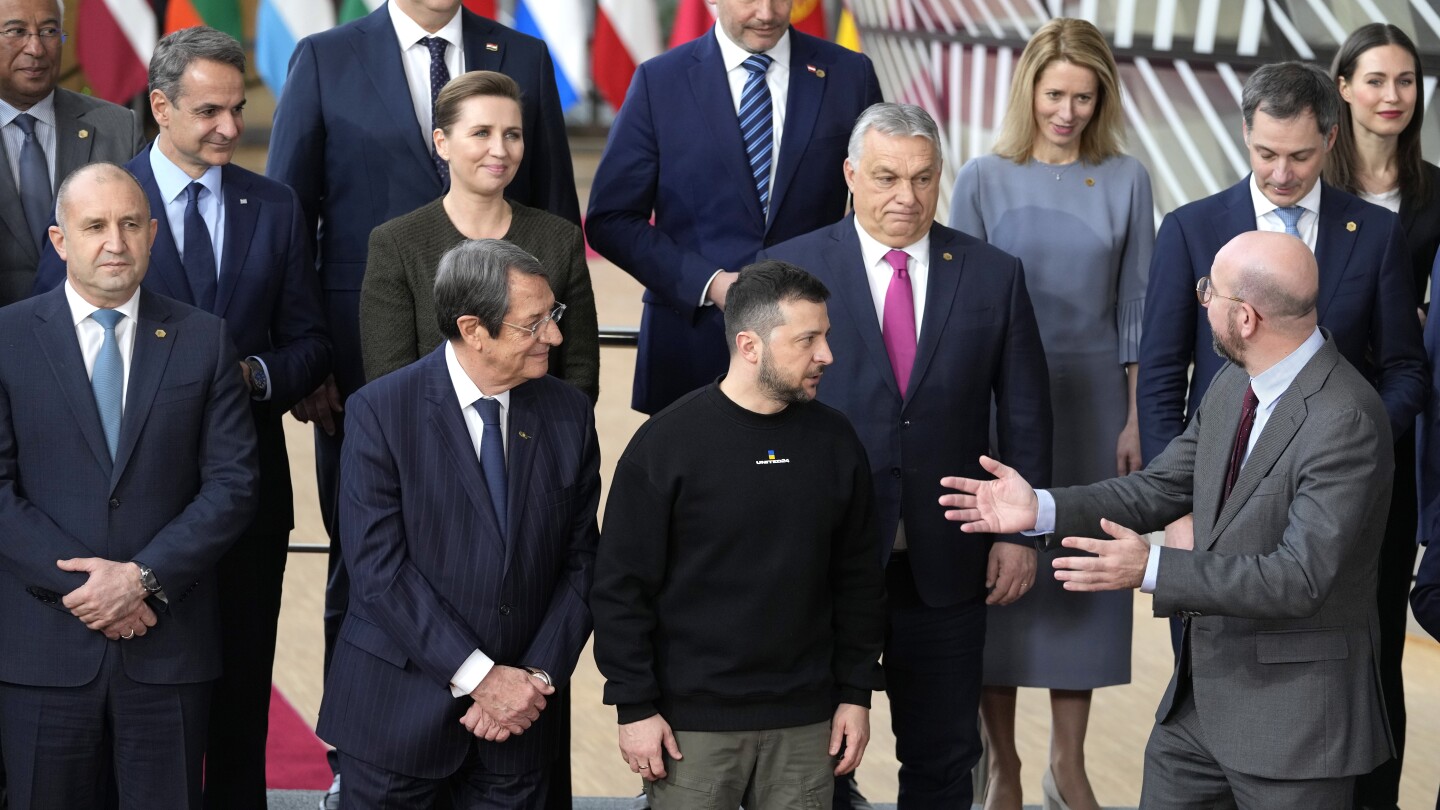 Os líderes da União Europeia não conseguiram chegar a acordo sobre um pacote de ajuda de 55 mil milhões de dólares para a Ucrânia