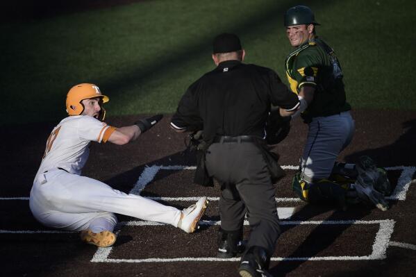 The Tennessee walk-off Grand Slam in 2021 regionals 