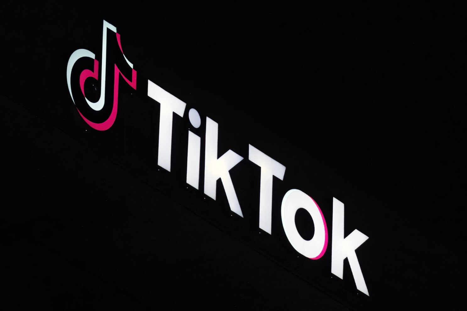 How to prepare for a TikTok ban, including how to save your content | AP  News
