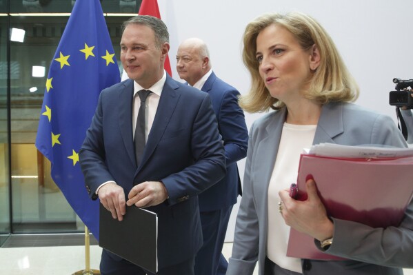 Austria's new government takes office after a record 5-month wait | AP News