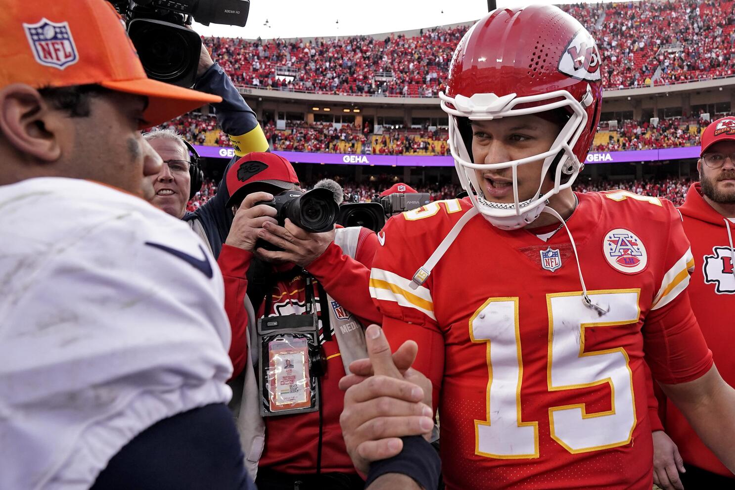 Watch Patrick Mahomes' arrival ahead of AFC Championship Game