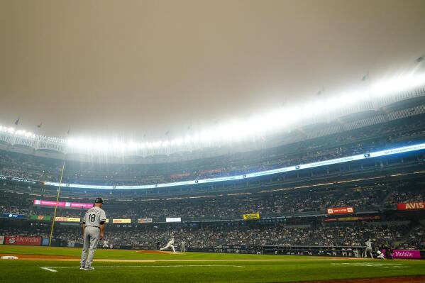 MLB (Baseball) - Ticket to see a Yankees Game at Yankee Stadium - New York
