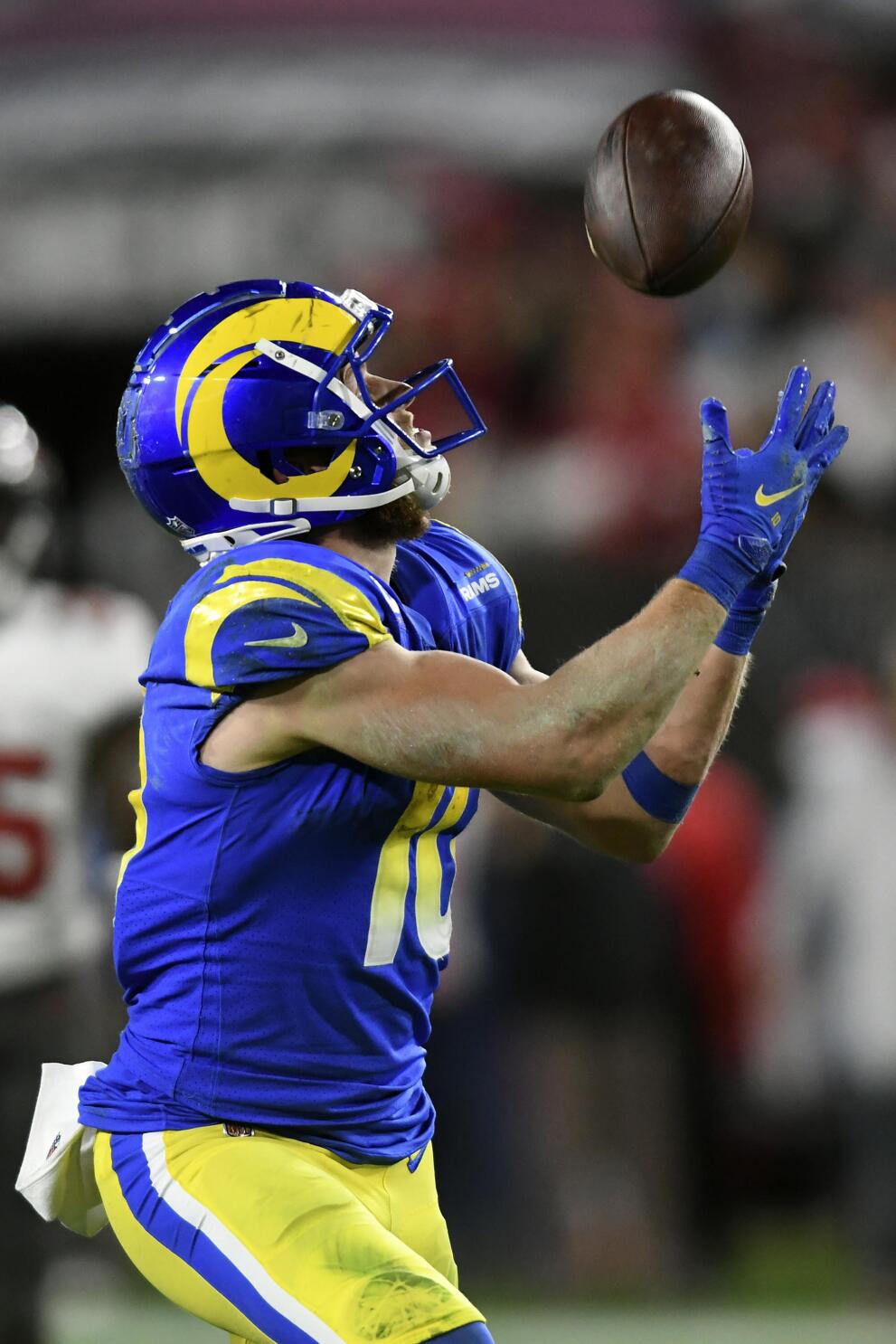 Cooper Kupp Los Angeles Rams Signed 8 x 10 Blue Jersey Running Spotl –  Super Sports Center