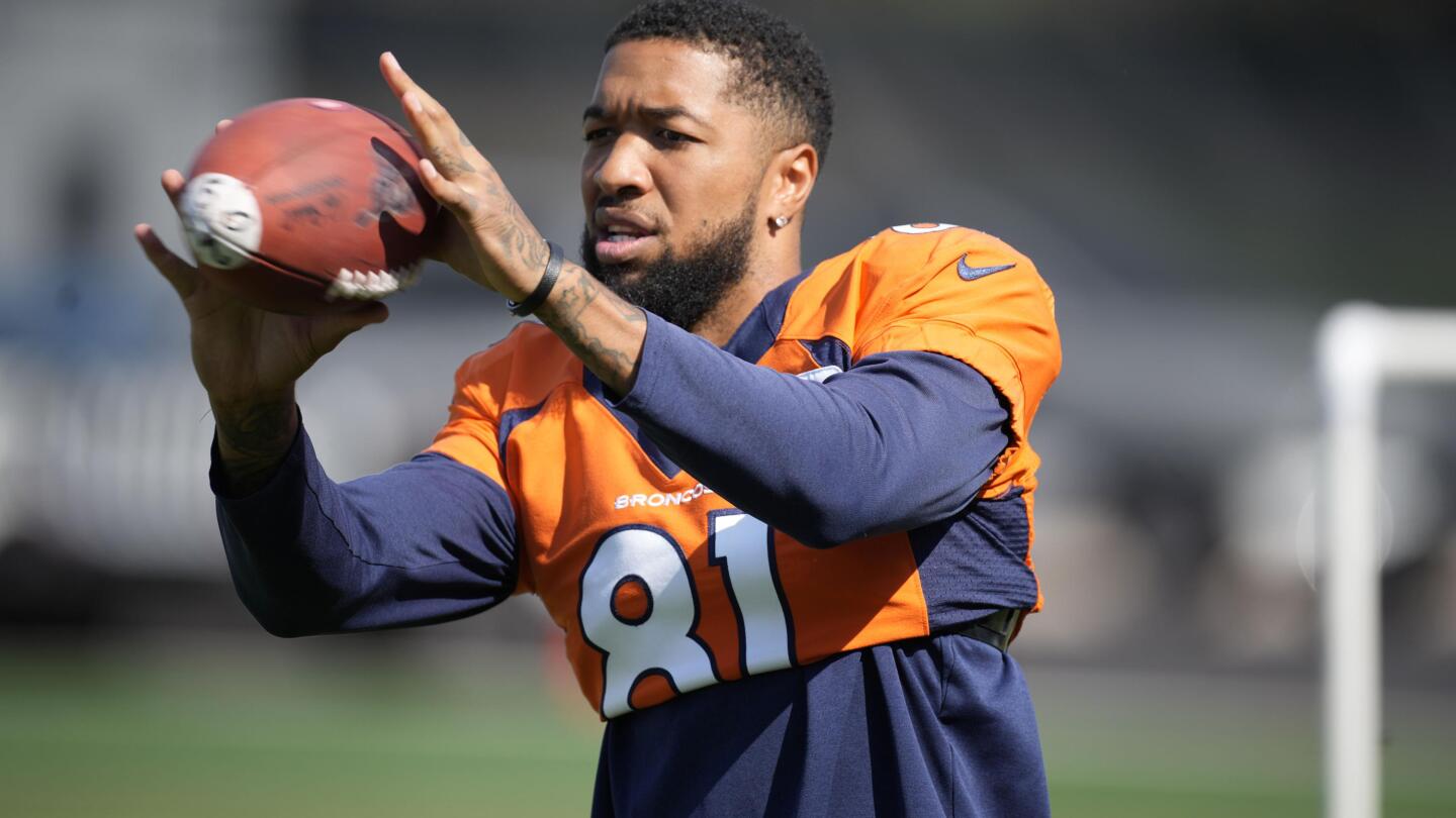 Broncos' Damarea Crockett suffers torn ACL