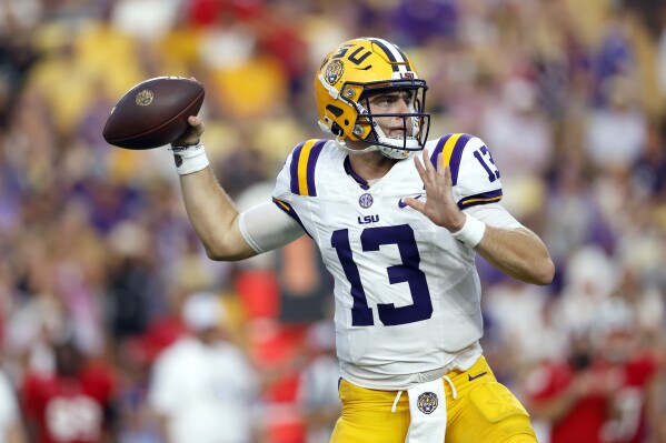 Garrett Nussmeier throws 6 TDs as No. 18 LSU beats Nicholls 44-21 | AP News