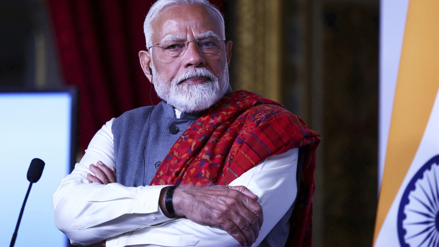 US-India Summit: Modi and Trump Meet to Strengthen Ties and Avoid Tariffs