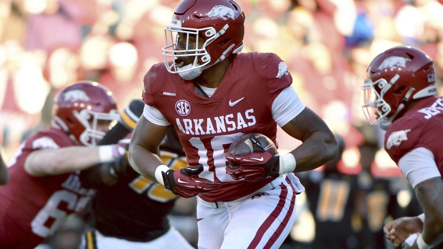 Eagles receive A.J. Brown in trade; Titans select Arkansas WR