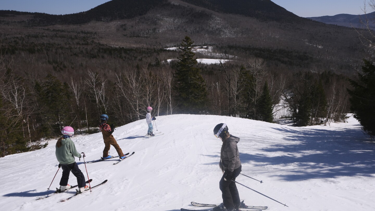 A New Hampshire ski resort bets on tech to compete with industry giants