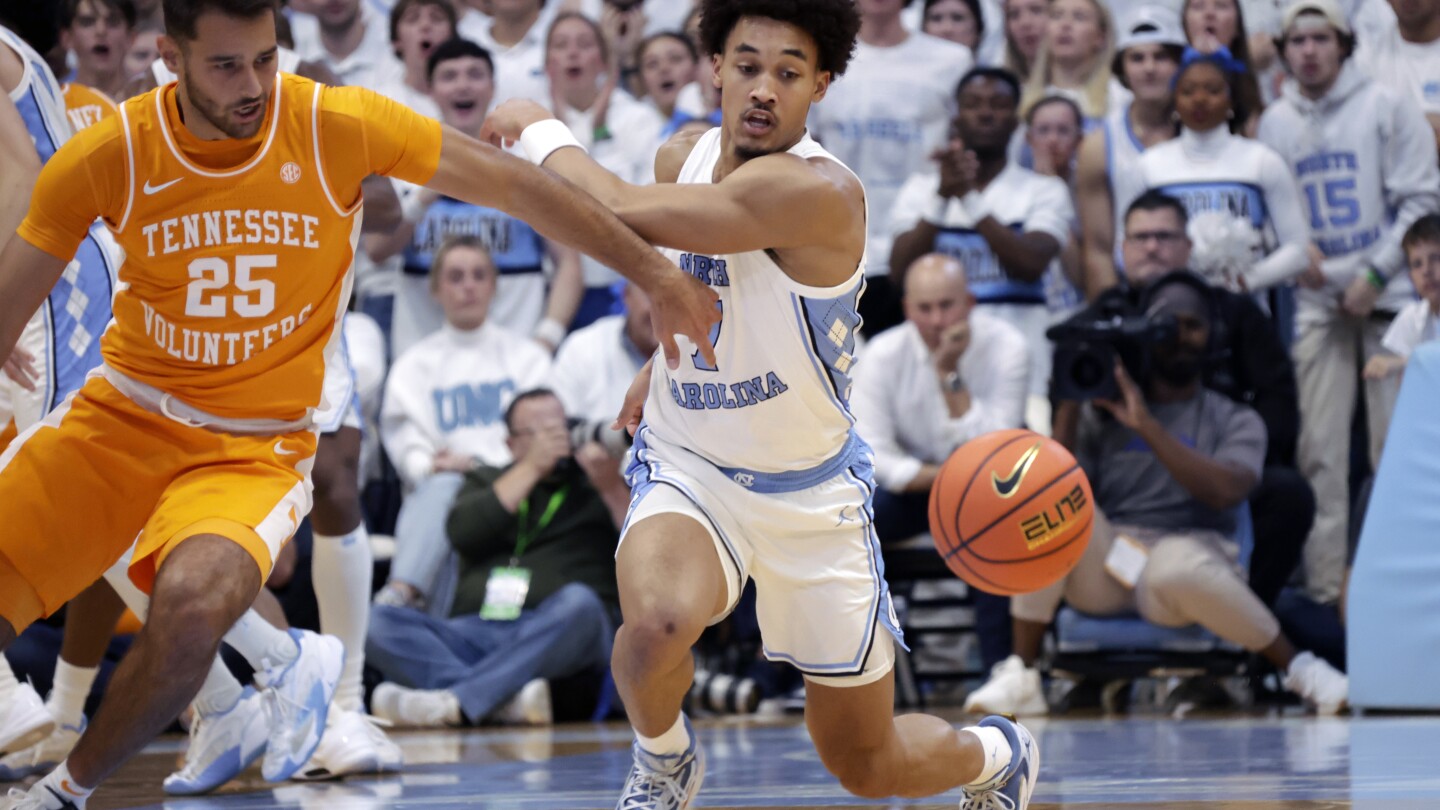 No. 17 UNC builds big lead, holds off No. 10 Tennessee 100-92 in ACC/SEC Challenge