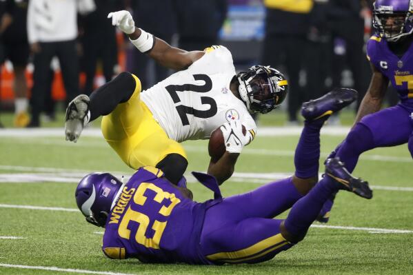 Najee Harris injury updates: Steelers RB leaves training camp due to foot  injury - DraftKings Network