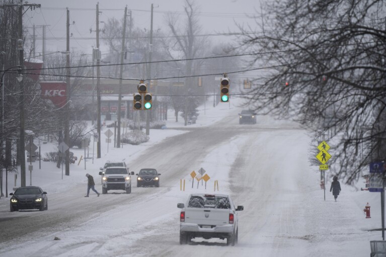 Rosa L.  There are less people and traffic on Parks Blvd.  After the winter storm in Nashville, Tennessee, Monday, Jan. 15, 2024.  (Denny Simmons/The Tennessean via AP)